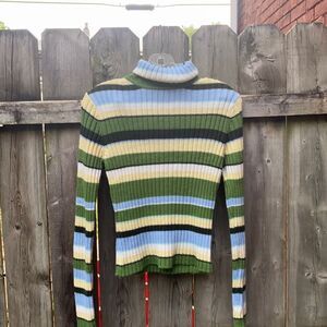 Striped sweater sz. M